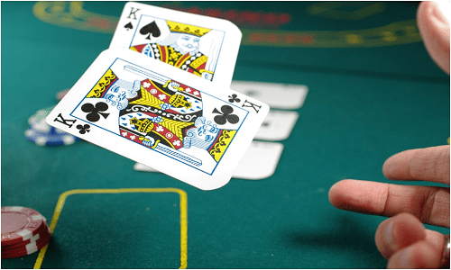 Les éléments de risque vs l'avantage de la maison dans les jeux de casino